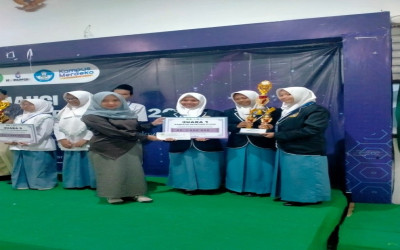 Misi : Sinergi 3 Generasi dalam 7 Hari bayar kekalahan : SMKN Rengel Sabet Juara 1 KOMAKSI XI FE UNISDA 2026